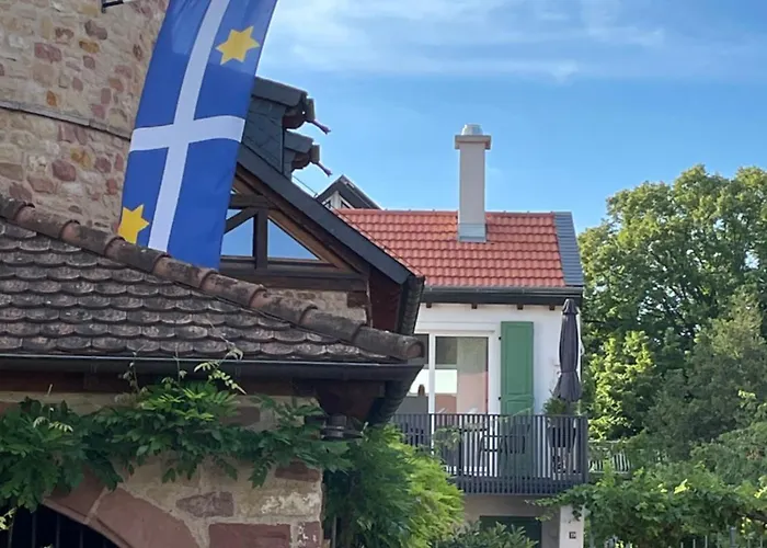 Häuschen am Turm in Deidesheim